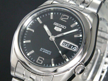 SEIKO 5 Automatic SNK393K1