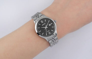 SEIKO QUARTZ Neo Classic SUR707P1