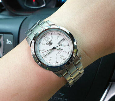 Seiko 5 Automatic SNKE57K1