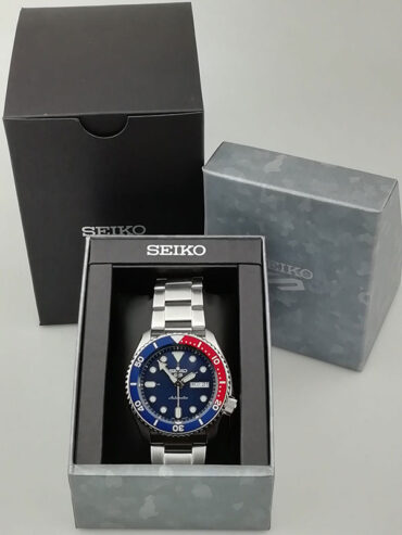 Seiko 5 Sports SRPD53K1 Box