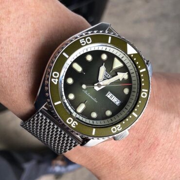 Seiko 5 Sports SRPD75K1