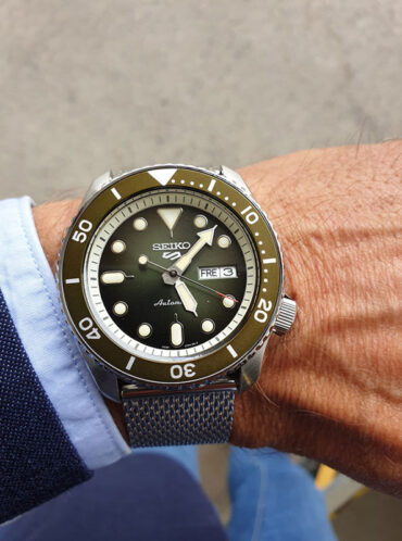 Seiko 5 Sports SRPD75K1
