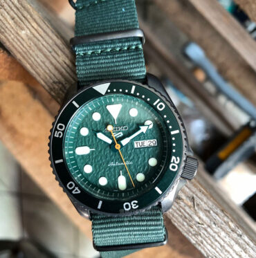 Seiko 5 Sports SRPD77K1