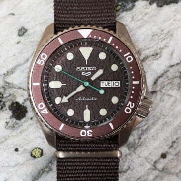 Seiko 5 Sports SRPD85K1