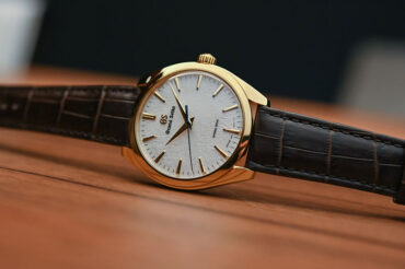 Grand Seiko SBGY002G