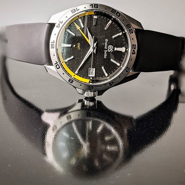GRAND SEIKO SBGN001 - SWING WATCH Indonesia