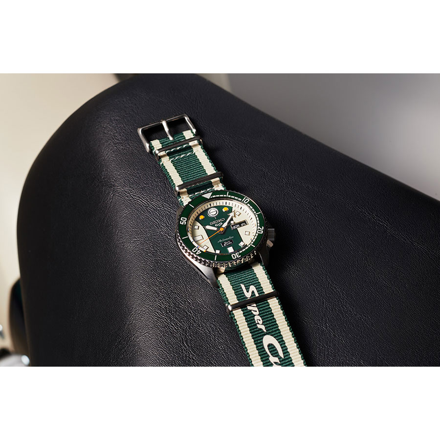 Seiko 5 Sports SRPJ49