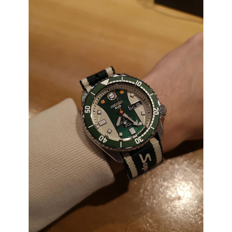 Seiko 5 Sports SRPJ49