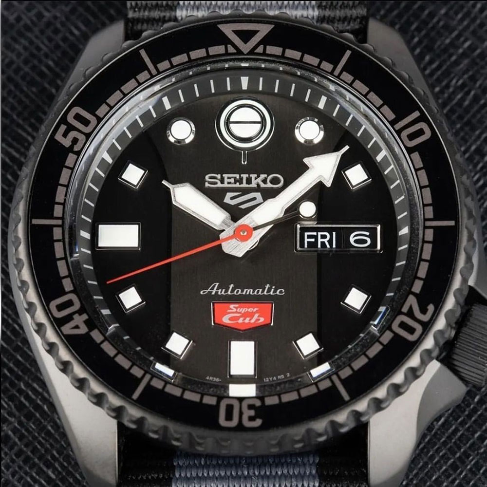 SEIKO 5 Sports SRPJ75 - SWING WATCH Indonesia