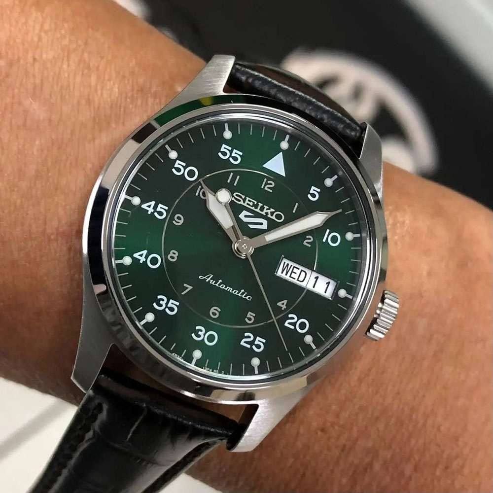 Seiko 5 Sports SRPJ89