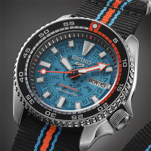 Seiko 5 Sports SRPL95 Bezel